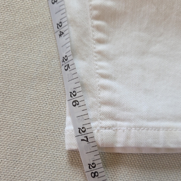 Banana Republic Women's White Skinny Jeans - Picture 11 of 11